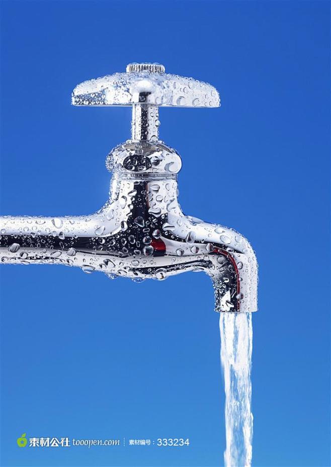 水龙头流水图片