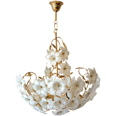 samcheung采集到Chandeliers