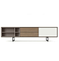 Aura Media Unit: 