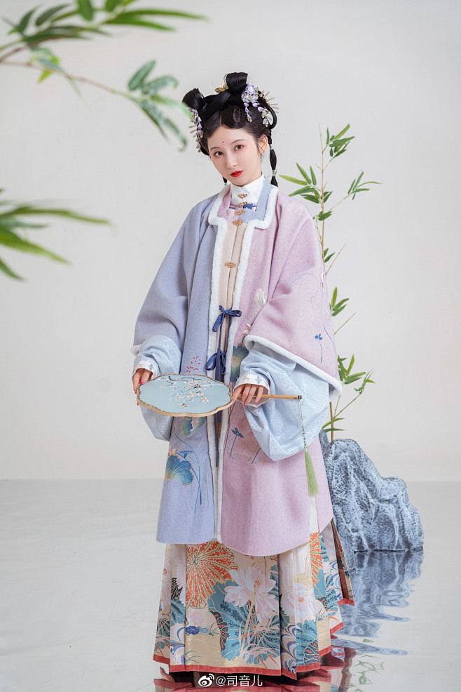 15:59:52「 涉江玩秋水  爱此红蕖鲜 」cos汉服和服