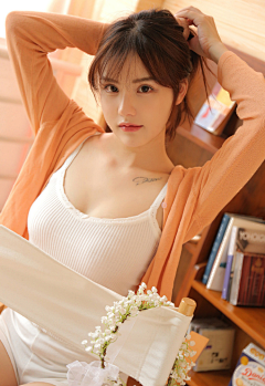 censor-G2hC5TgA采集到26