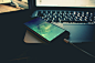 iPhone 6 Photorealistic Mockups 分享。