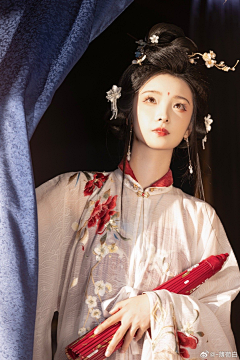 魏茵采集到素材