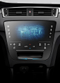 Peugeot 508 Fully Digital Dashboard Concept : Central control integrated with in-vehicle information, touch key and wireless charger in a piece of glass