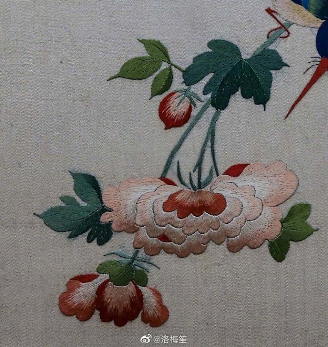 辽宁博物馆收藏的明代韩希孟的刺绣花鸟图册里的这个色彩是真的很晚明