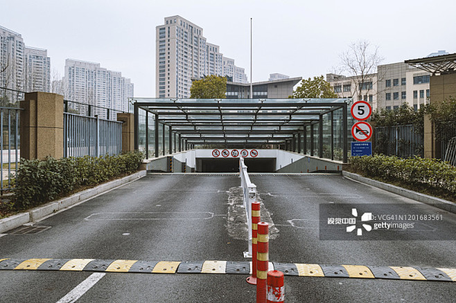 地下的,建筑物门,商务,空的,沥青正版图...