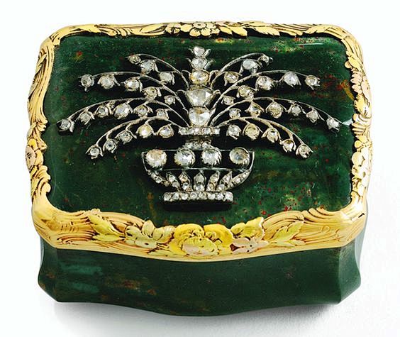 A Bloodstone Snuff B...