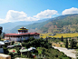 帕罗宗
不丹每个区都有一个宗，一般行使政府机关只能，另一半作为宗教职能,达人J