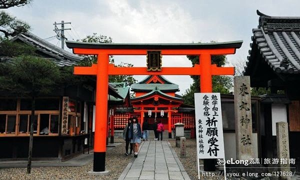 【日本】伏见稻荷 京都香火最旺盛的神社之...