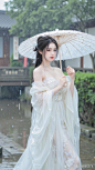 古城道上，轻步移， 石板缝隙...@碧水云飞的动态