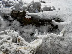 立春之初，拉起了冰原上的积雪，乡野，留下了痕迹
