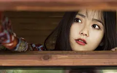 清新漂亮的大眼睛美女文艺范写真桌面壁纸