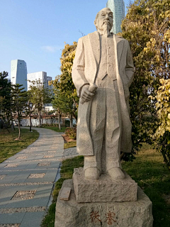 果粒-陈采集到【厦门之旅】园博苑、老院子、湖边