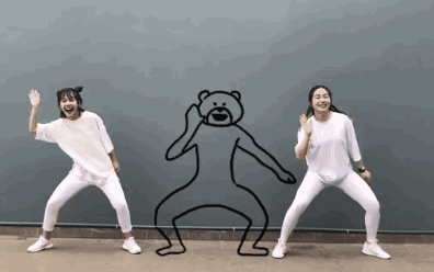 傻屌开心跳舞
