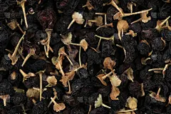 罕见的干黑枸杞果实或黑枸杞或俄罗斯黄荆。富含营养的超级食物。富含维生素、抗氧化剂和多糖