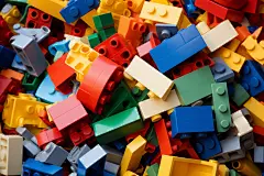 散落的颗粒积木兼容块