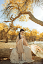 鹤川大人超话没什么好发的 就给大家发几张壁纸吧嘻嘻 #古风美少年# 2杭州·城东 ​​​​
