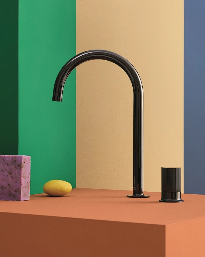 nu-collection-faucets-roca-the-nu-collection-represents-a