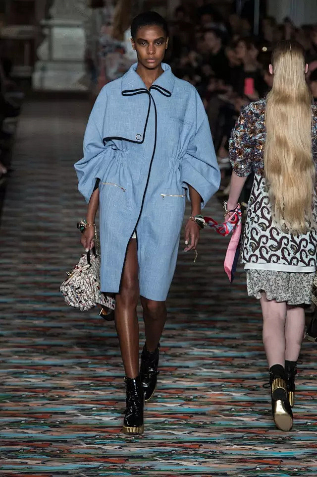 Christian Dior 2017年...
