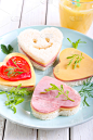 心型,三明治,垂直画幅,早餐,可爱的,果汁,奶酪,小吃,西红柿