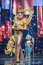 chicfashion超话 泰国万国小姐选美，77套造型各异的华服代表77种不同的文化内涵。#泰国选美# ​​​​