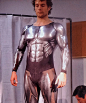 11年前 Henry Cavill 为超人试装幕后照 - 小红书