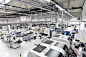现代化工业厂房为生产电子元器件的机械、室内设备和生产大厅