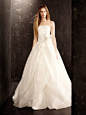  
White by Vera Wang 2013秋冬婚纱

 