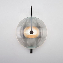 淡一然采集到灯具--Wall lamp