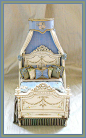 Hello!  Gorgeous Louis XIV bed!: