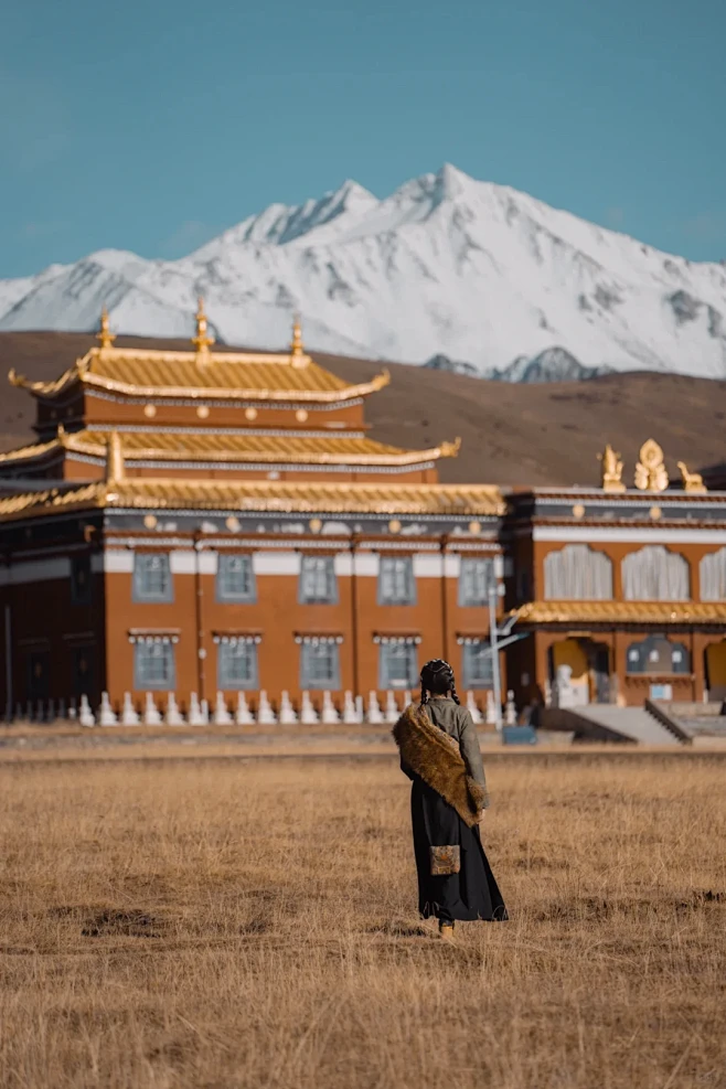 川西旅拍｜木雅大寺藏服不要太好看