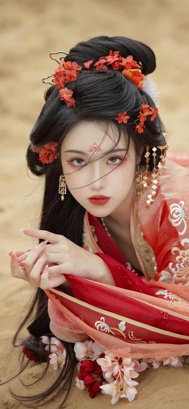 一日看尽长安花
采集@别致的七
cr：合...
