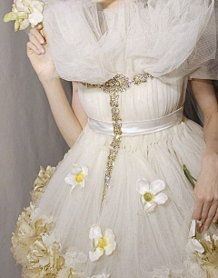 曼曼爱吃榴莲采集到婚纱照片