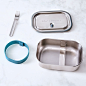 08e21155-b3f8-4f2f-b824-20b0de84bc12--2018-0618_black-and-blum_stainless-steel-lunch-box_large-ocean_silo_ty-mecham_003