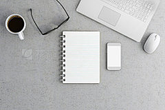 Knolling office desk