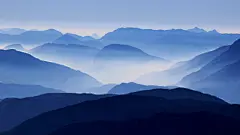 连绵起伏的山4K风景壁纸