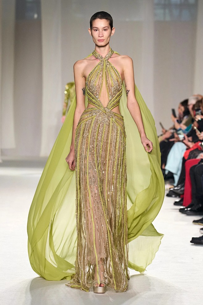 Elie Saab 2023春夏高定系列...