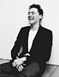 15/100 pictures of Tom Hiddleston