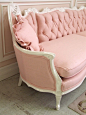 粉粉的沙发