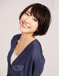 JustCPLAN采集到纯色美女