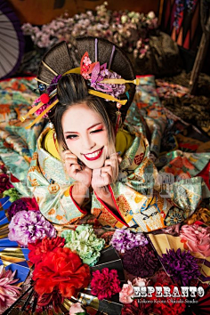 com采集微凉08051005采集到花魁#中国设计力量# 花魁,歌舞伎,发饰发型