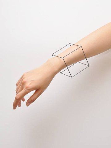 CUBE BRACELET - The ...