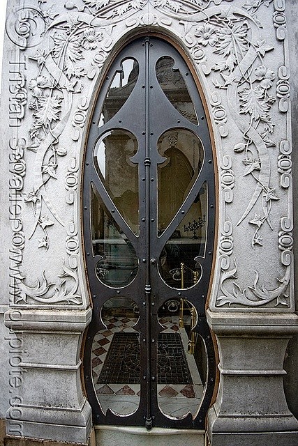 Art Nouveau Tomb Doo...