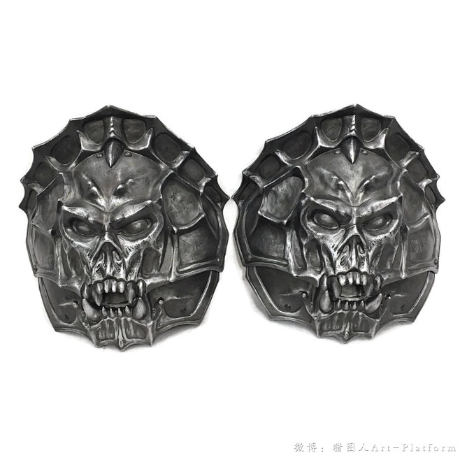 DEMON SHOULDERGUARDS...