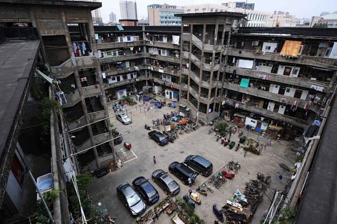 “猪笼城寨”——上海隆昌公寓