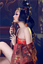红唇魅惑古装美女图片 性感身姿电力十足