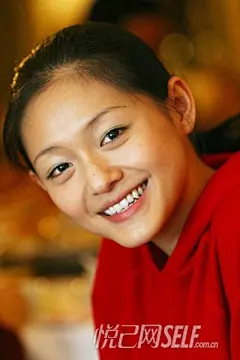 漫画中的女主角 真人造型大盘点_悦美妆频道