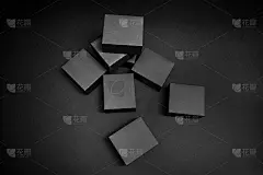 一些小盒子的组合，可以用作礼品盒，公交卡盒，或刻有不同场合的信息，如圣诞节，情人节，礼品商店广告