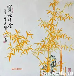 居民楼突现大量蛇 有的盘在花盆有的挂在衣架