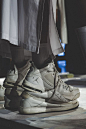 #学生作品# #鞋履设计# 

#RISD#毕业生 Mike Eckhaus & Zoe Latta自创品牌Eckhaus  Latta秀场上独特的Footwear！
#罗德岛设计学院# ​​​​